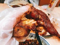 焦香烤猪蹄-遇见小面(东方宝泰店)