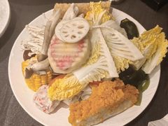 -牛YO寿喜烧·铁板烧和牛火锅自助(市府恒隆店)
