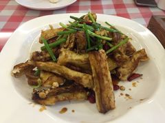-鲁班小馆(政四街店)