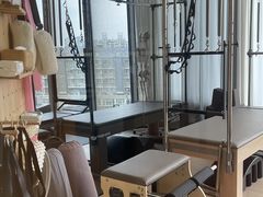 -乐刻瑜伽·普拉提·小瑜荚YogaPod(滨江银泰店)