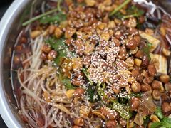 -周良天山牛杂城(天山路总店)