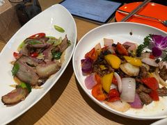 -渝信川菜 · 川味家常菜(财富购物中心店)