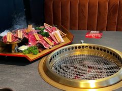 -铭牛烧肉·和牛海鲜自助(高新月牙湖店)