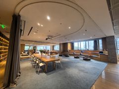 -蔚来中心(北京中关村店)