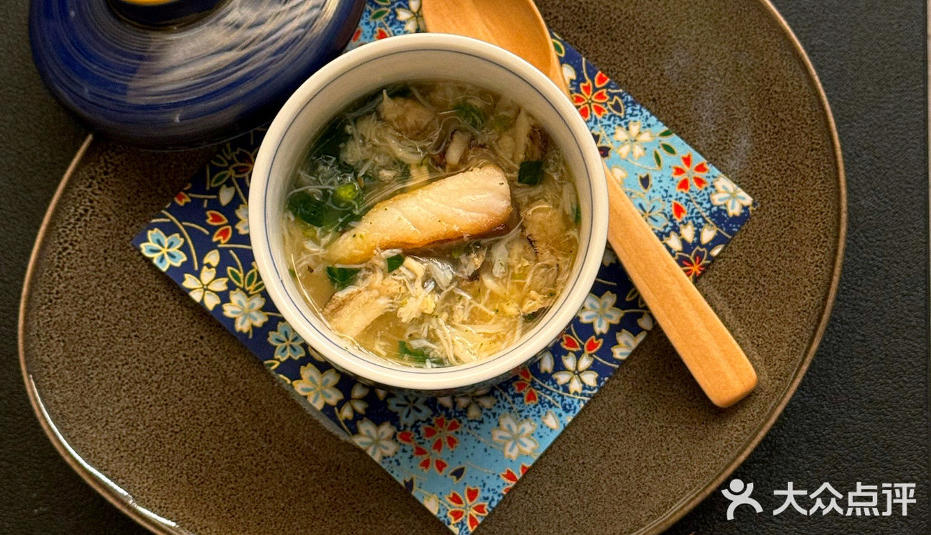 记录最近在广州吃了一顿难忘漂亮的饭……