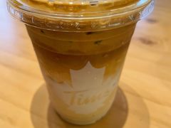 四重奏浮云拿铁-Tims天好咖啡·贝果(雁展路万象天地店)