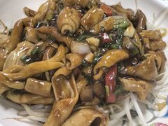 -大富蚝乌东哥饭店·石锅鱼杂·柠檬鸭(革新路店)