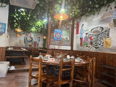 大堂-三里屯土灶炖公鸡地锅鸡(江东店)