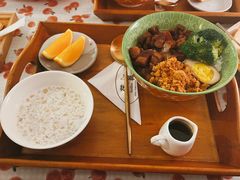 招牌卤肉饭-荏苒