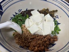 -蜗牛小馆醉乡民谣云南菜(惠新西里店)