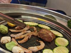 -哈哈碳都·牛肋条无限自助烤肉(宝龙店)