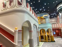 -奈尔宝家庭中心·亲子餐厅(长沙运达汇店)