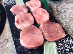 -炼火烤肉店