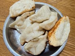 -黄阿姨锅贴大王(万航渡路店)