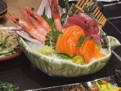 -山川小町·极番烧肉(新地假日广场店)
