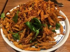 -云海肴·汽锅鸡·云南菜(天山百盛优客店)