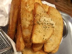 -I HOLIC艾豪丽披萨(KKone店)