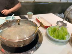 -洪氏嗨捞·猪肚鸡火锅(阳光天地店)