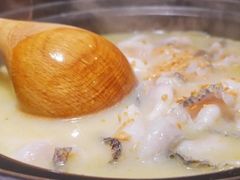 -九锅一堂酸菜鱼(石家庄先天下店)