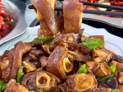 -丹水桥地锅鱼·翘嘴鲌·地方特色全鱼宴(丹江口大坝店)