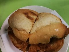 猪扒包-胜利茶餐室