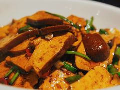 -富正毅三下锅·湘西韵味(天门山索道店)