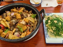 -老钟家烤羊排·敦伊阁清真餐厅胡羊焖饼