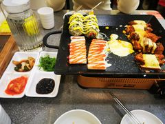 -豚妈妈汤饭·部队锅(南京东路店)