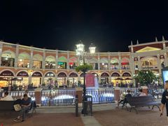 -佛罗伦萨小镇广佛名品奥特莱斯(疏港路店)