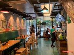 -兵哥豌豆面(雅颂居店)