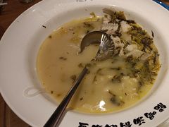 -严记小天府酸菜鱼(西四路店)