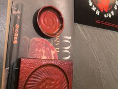 -牛YO寿喜烧·铁板烧和牛火锅自助(市府恒隆店)