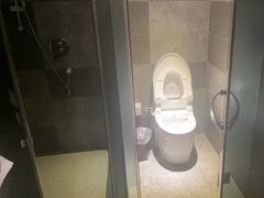 -粤塔x电竞酒店(深圳龙华大浪后浪新天地店)