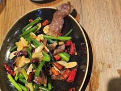 -云海肴·汽锅鸡·云南菜(天山百盛优客店)