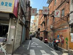 -梁阿婆廿年老牌扣肉糯米饭