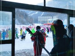 -亚布力新体委滑雪场