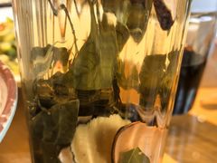 -头上红煨盐鸡乡村食府