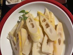 笋片王-九鼎轩脆毛肚火锅(南京东路店)