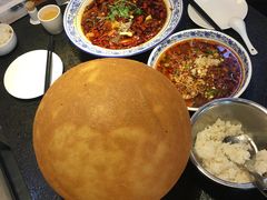 -万重锦·人文川菜馆(骡马市店)