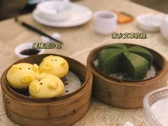 猪猪流沙包-荣誉国宴楼(美食城店)