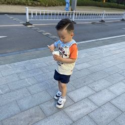 -Oh my head儿童理发(绿地·新田360店)
