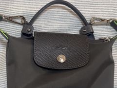 -Longchamp(太古汇店)