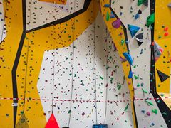 -问山MountQuest攀岩馆