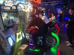 -世代星球·保龄球·镭战真人CS·团建(杨浦店)