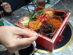 -禄婶鸡煲·打边炉