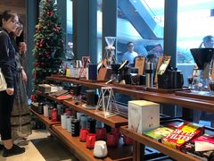 自助取餐区-星巴克臻选(广州二沙岛文立方店)
