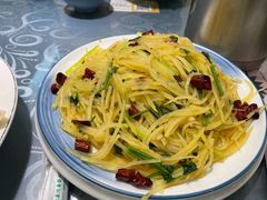 酸辣土豆丝-味道家宴