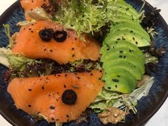 牛油果烟熏三文鱼沙拉-BE BRIGHT KITCHEN(正佳广场店)