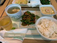 -老乡鸡(上海品尊国际中心店)