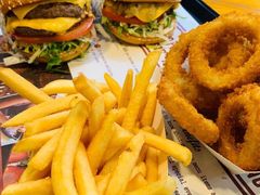 -The Habit Burger Grill 哈比特汉堡(复兴soho店)